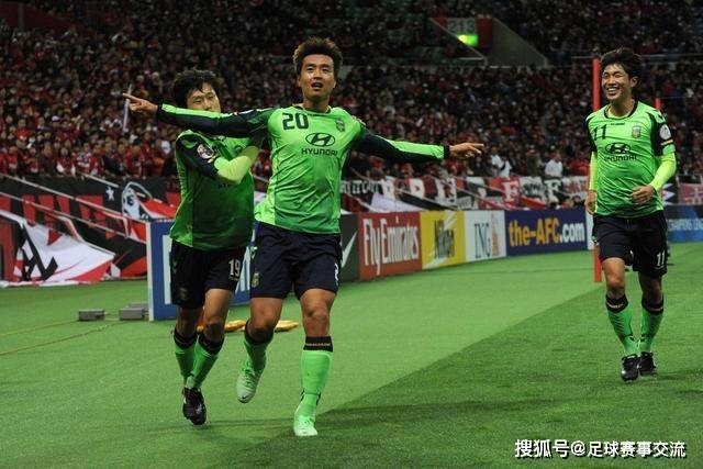 李添荣30分上海不敌首钢遭5连败 曾凡博10分